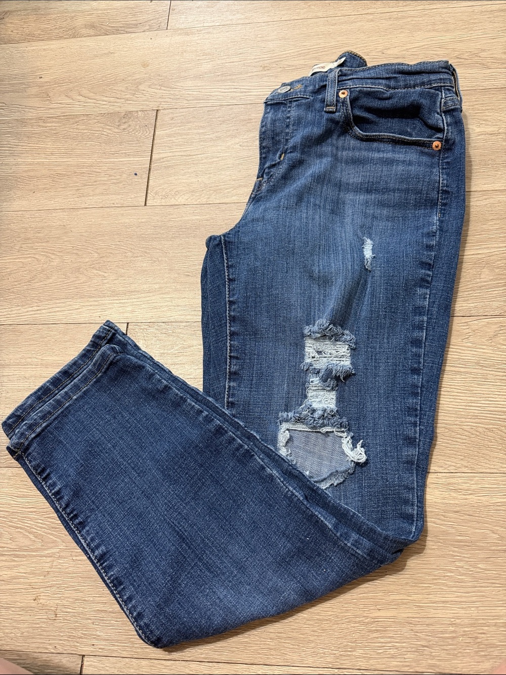 Levi's Women's Ripped Dark Blue Skinny Jeans